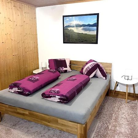 Guenstig Und Einfaches Studio Auf Dem Bauernhof Zuoz Exteriér fotografie